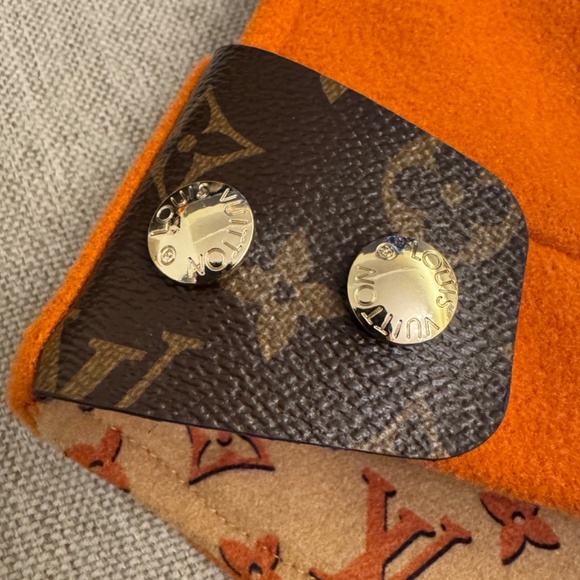 Rare Louis Vuitton Wool Monogram sleeveless hoodie jacket in Pumpkin L $3600 - Picture 10 of 10